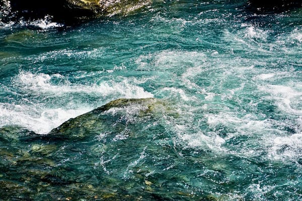 Grand Trine in Water Signs: Emotional Flow and Intuitive Gifts