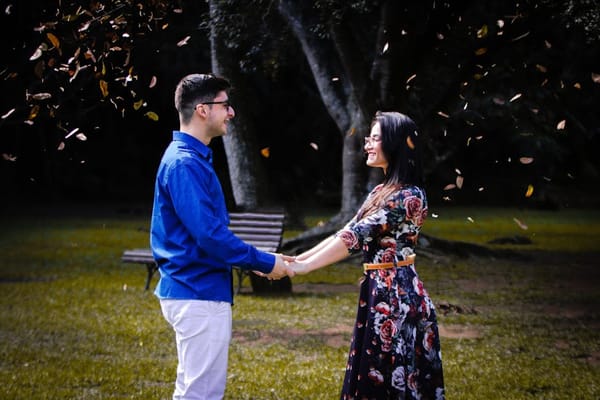 Venus in Retrograde and Love: What Really Happens to Relationships